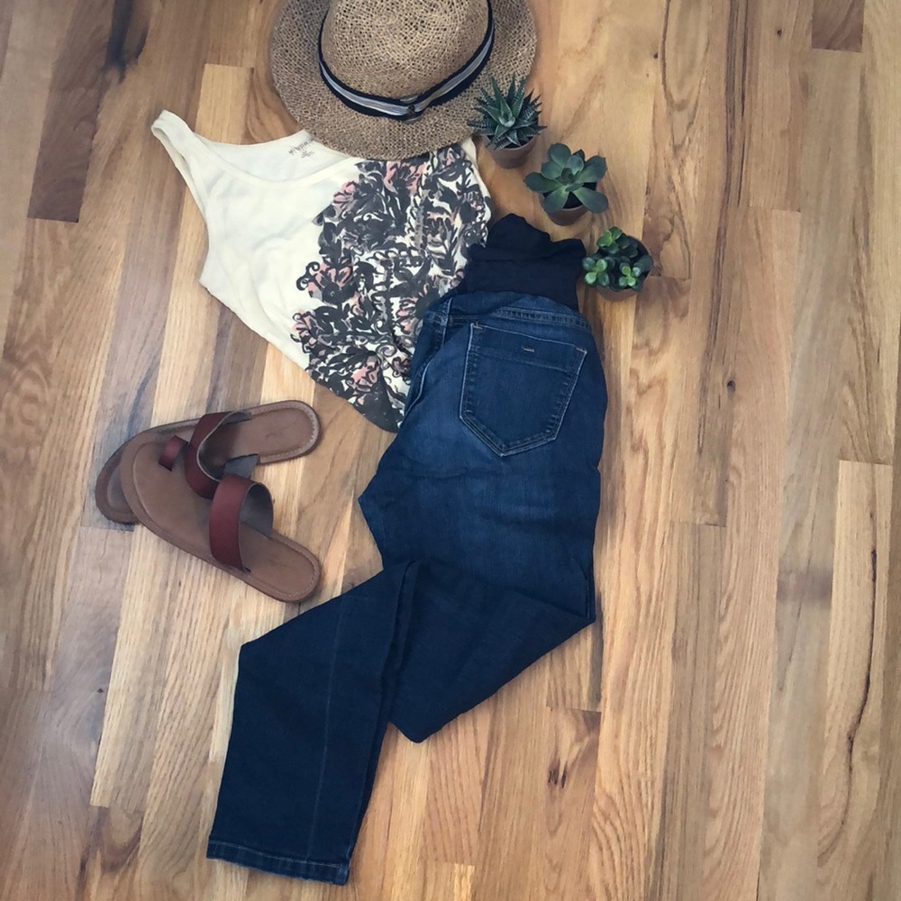 Old Navy Maternity Jeans